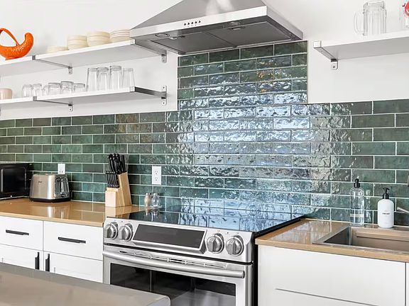 4th image of 505 E Gallatin St #505