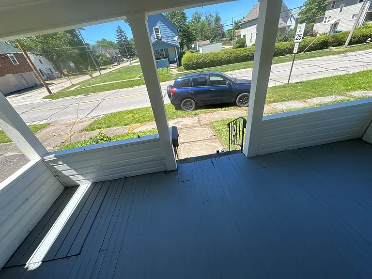 642 F St — Photo 16
