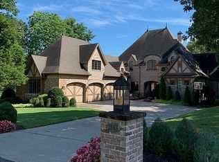 2863 E Township St, Fayetteville, AR 72703