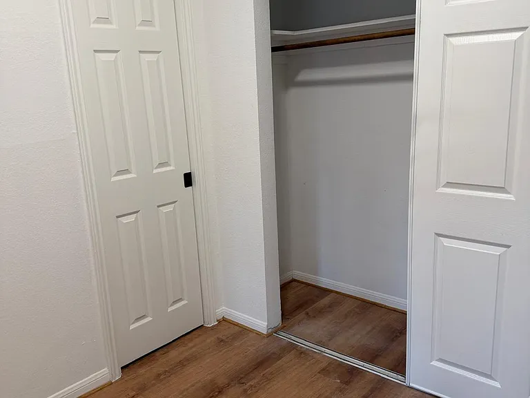 2323 Fairwind Rd #105 — Photo 12