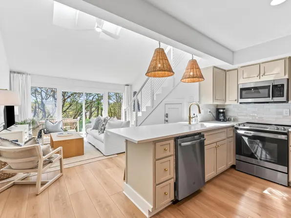 70 Camp Creek Rd N APT 3, Inlet Beach, FL 32461