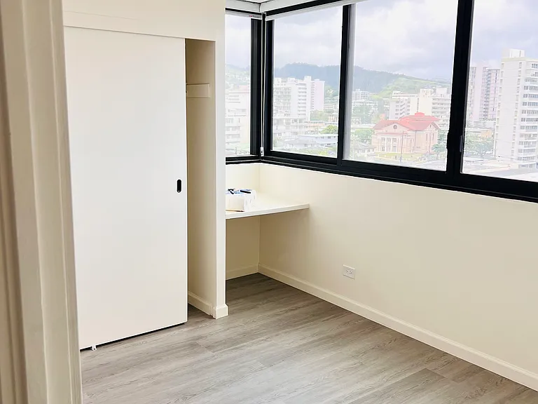 1571 Piikoi St #702 — Photo 14