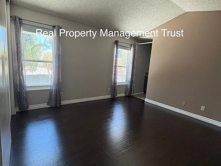 10779 Anemone Cir — Photo 8
