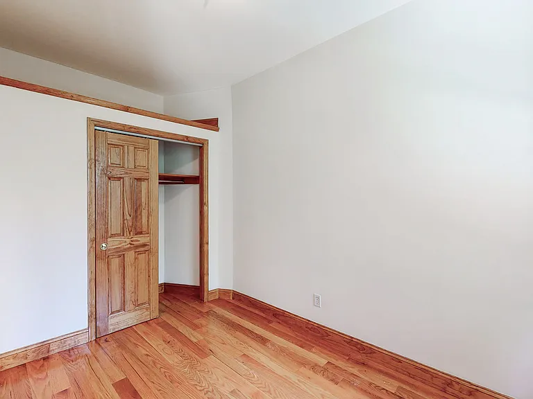 312 W 48th St #17 — Photo 5
