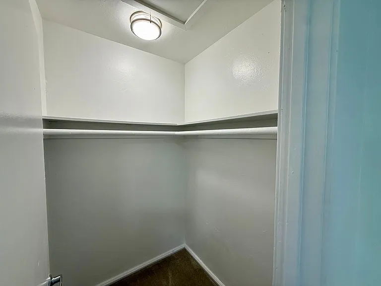 406 Woodland Ave — Photo 12