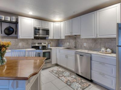 23050 Schussmark Trl Unit B, Oak Creek, CO, 80467