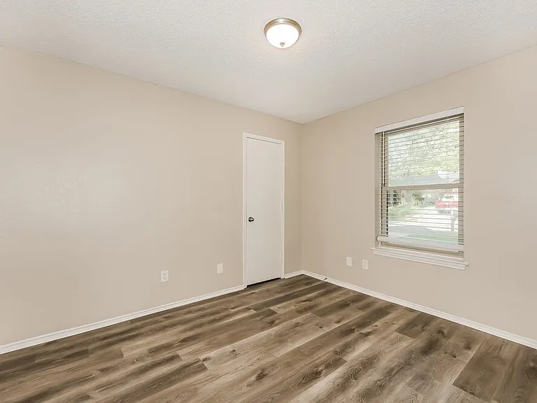 6004 Cool Springs Dr — Photo 13