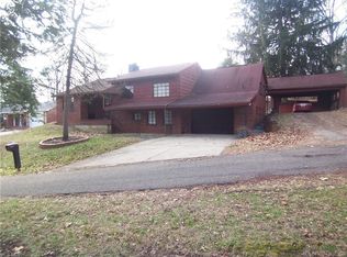808 Crescent Ave, Parkersburg, WV 26104