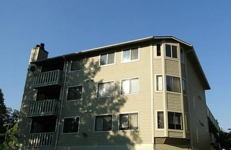 18200 73rd Ave NE #B-203 — Photo 1
