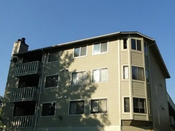 18200 73rd Ave NE Unit B-203, Kenmore, WA 98028