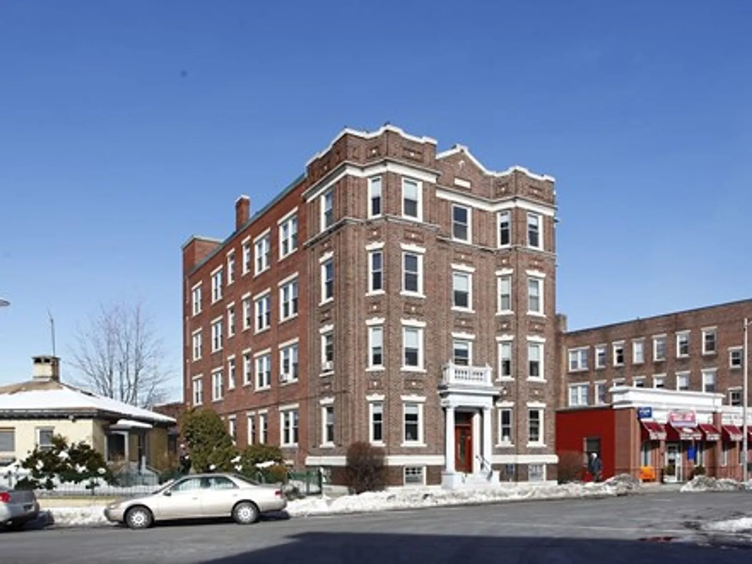 Historic 1 Harbor St — Photo 2