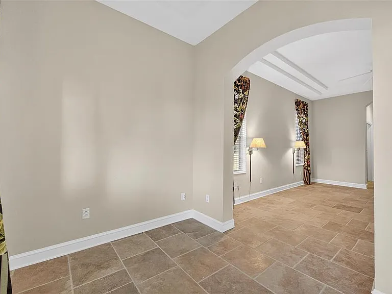 1039 Emerald Dunes Dr — Photo 36
