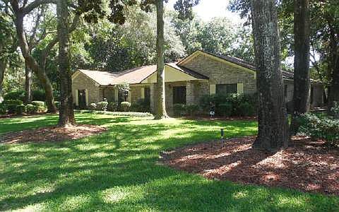 1st image of 2423 Los Robles Dr