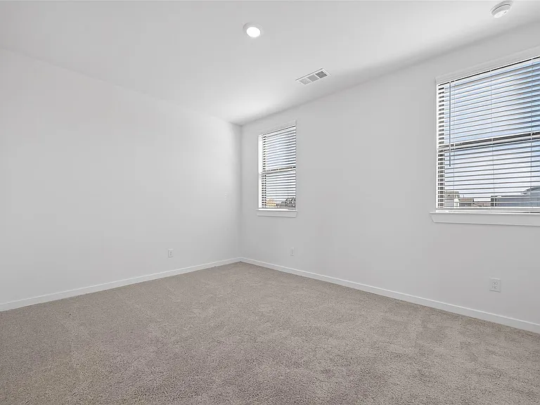 3223 Loam Ln — Photo 33