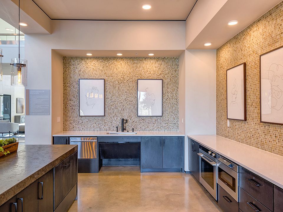 Clubhouse Kitchenette