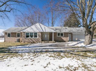 3112 Cozy Acres Rd, Mount Pleasant, WI 53406
