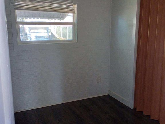 5th image of 1720 NW 38th Ave Unit 81