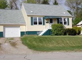 717 Park Ave, Mount Pleasant, PA
