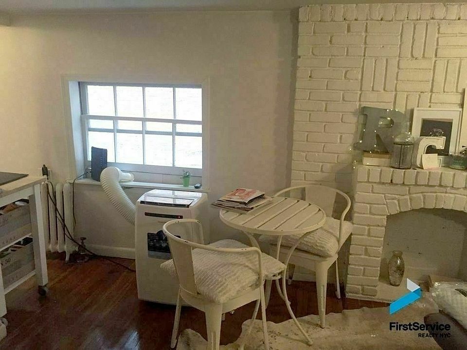 2nd image of 21 E 21st St #6