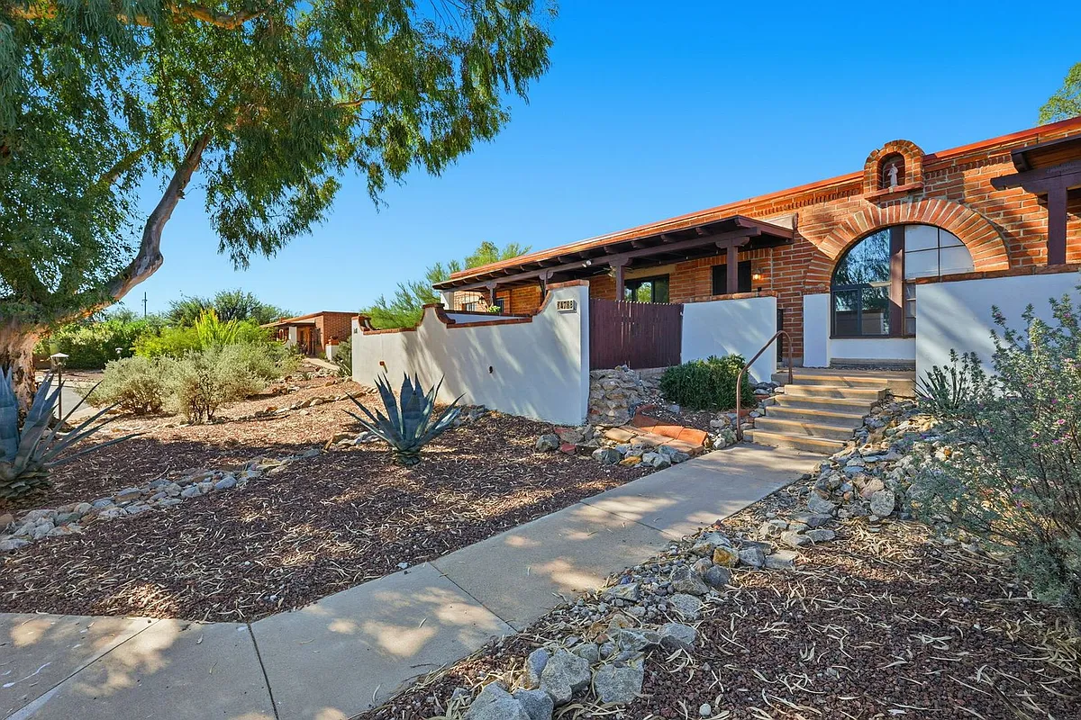 Building Photo - 478 S Paseo Madera #B