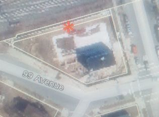 15 Scholar Ln, Levittown, NY 11756