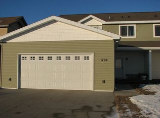 1702 23rd Ave NW, Minot, ND 58703
