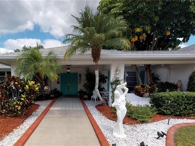 4829 W Country Club Dr, Sarasota, FL, 34243