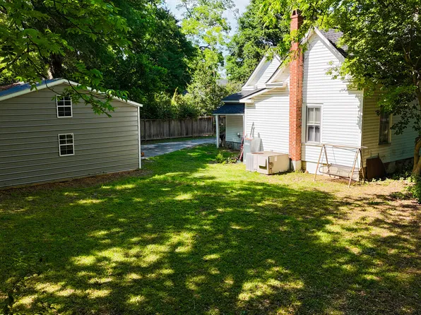 316 Durant St, Bishopville, SC 29010
