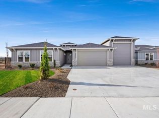 9933 S Peregrine Falcon Ave, Nampa, ID 83686