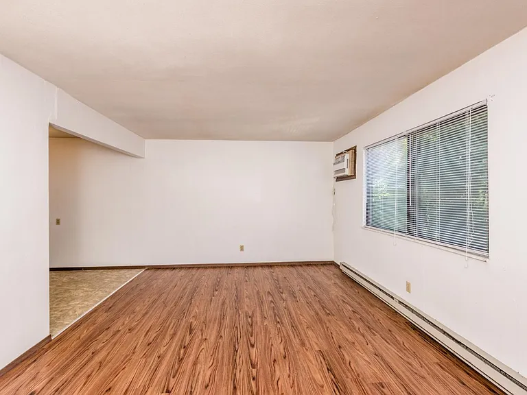 24 N 45th St #5 — Photo 2