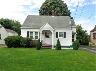 22 E Oakland Blvd, Struthers, OH 44471