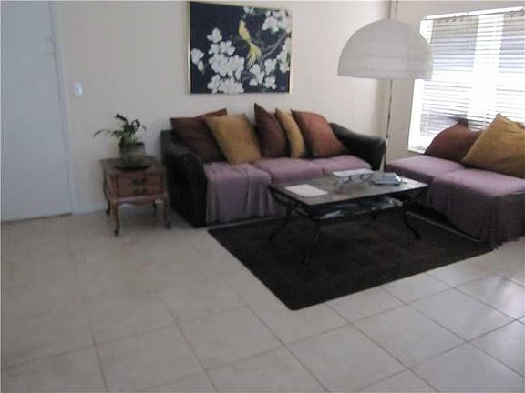 4th image of 2100 SW 18th Ave