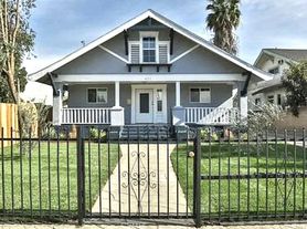 4012 S Budlong Ave, Los Angeles, CA