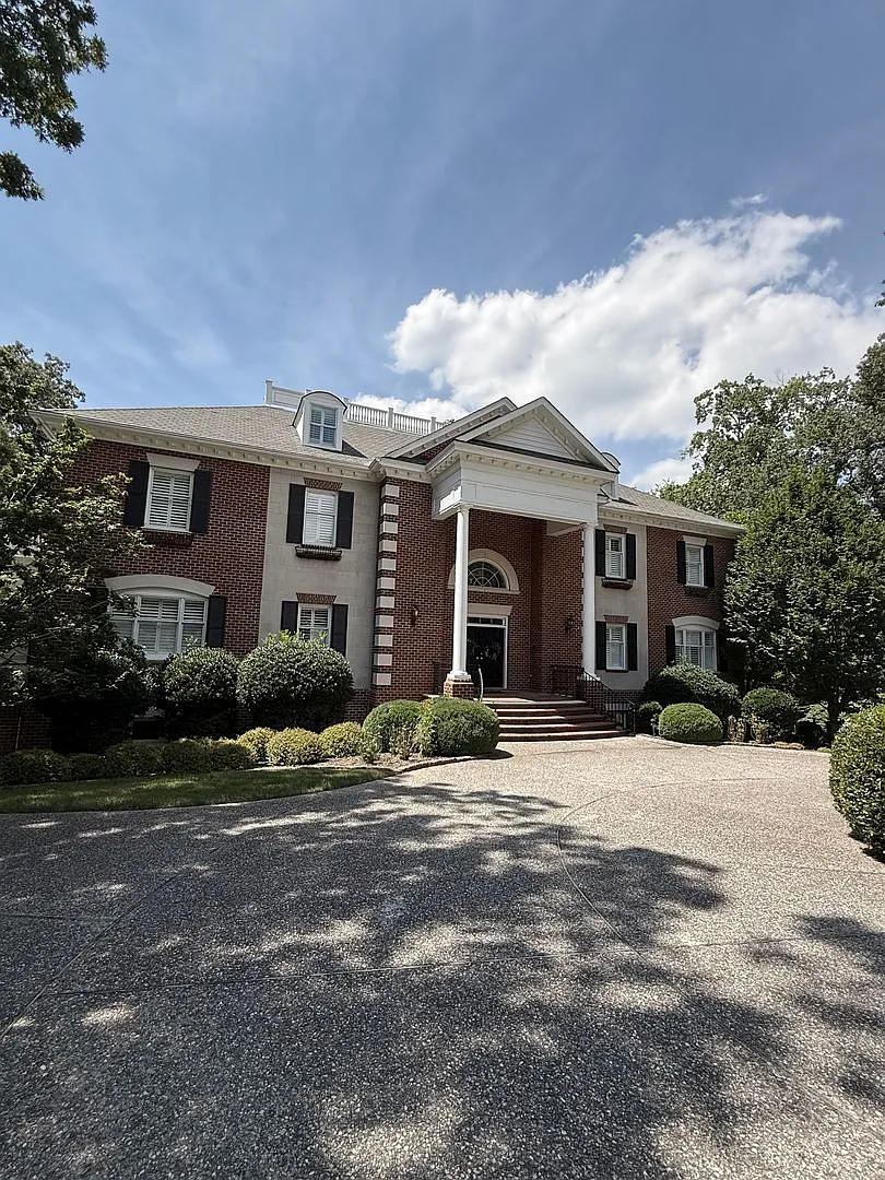 Kingsmill — Photo 1