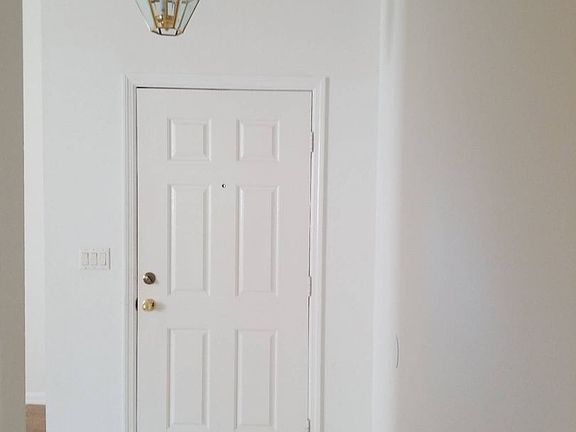4th image of 9453 Candice Ct
