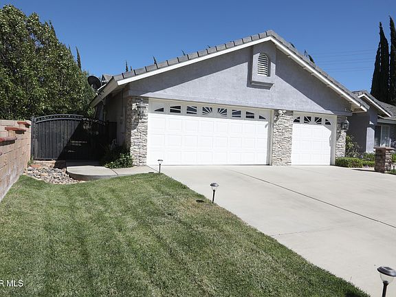 2nd image of 41216 Vista Linda