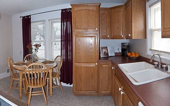 Kitchen Reverse