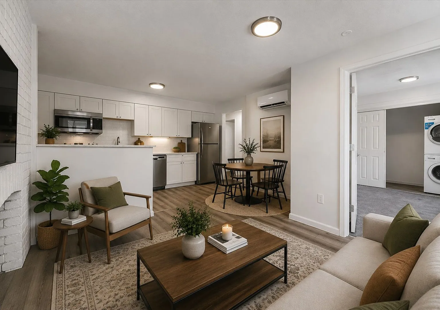 612 N Saint Clair Street — Photo 2