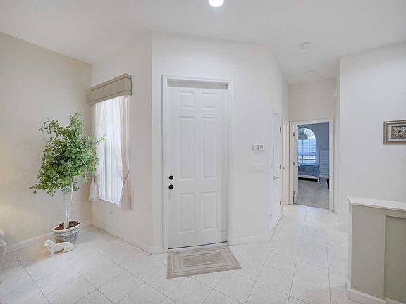 5th image of 856 SW Munjack Cir