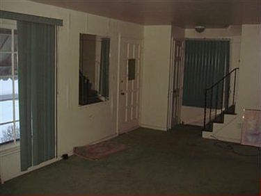 4th image of 17507 Walden Ave
