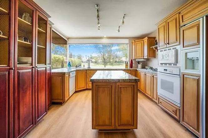 23 Pine Valley Dr — Photo 28