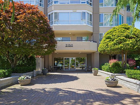4th image of 3150 Gladwin Rd #1602