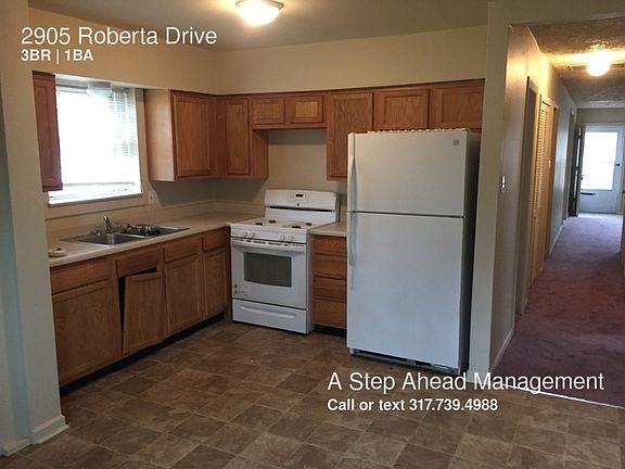 3rd image of 2905 Roberta Dr