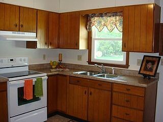 2nd image of 1327 Alabama Ln