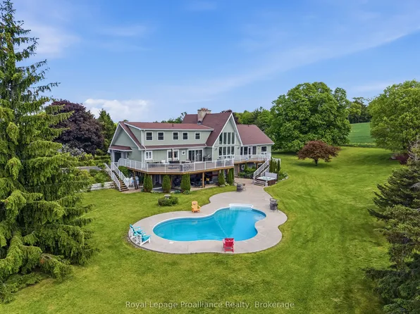 439 Oak Lake Rd, Quinte West, ON K0K 3E0