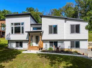 1145 Waverly Rd, Davenport, IA 52804