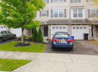 6 Lumber Ln, Mount Ephraim, NJ 08059