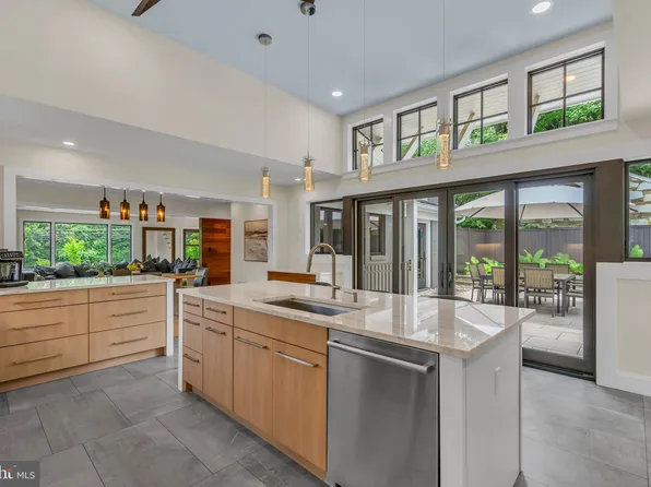 828 Princeton Kingston Rd, Princeton, NJ 08540