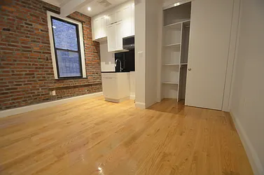 Rented by CITY SKYLINE REALTY INC