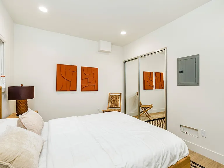 Sea Skiff Apartments Best Ocean View in Hermosa Beach — Photo 16